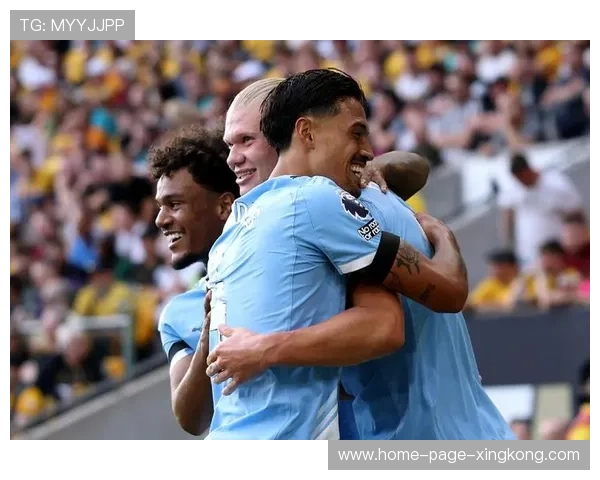 曼城在边路和中路的转换中找到优势,推进更狠